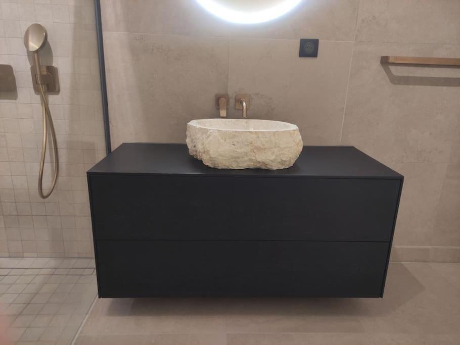 Calviac-en-Perigord Guardian House Of Chateau Monteil With Heated Pool And Jacuzzi 빌라 외부 사진