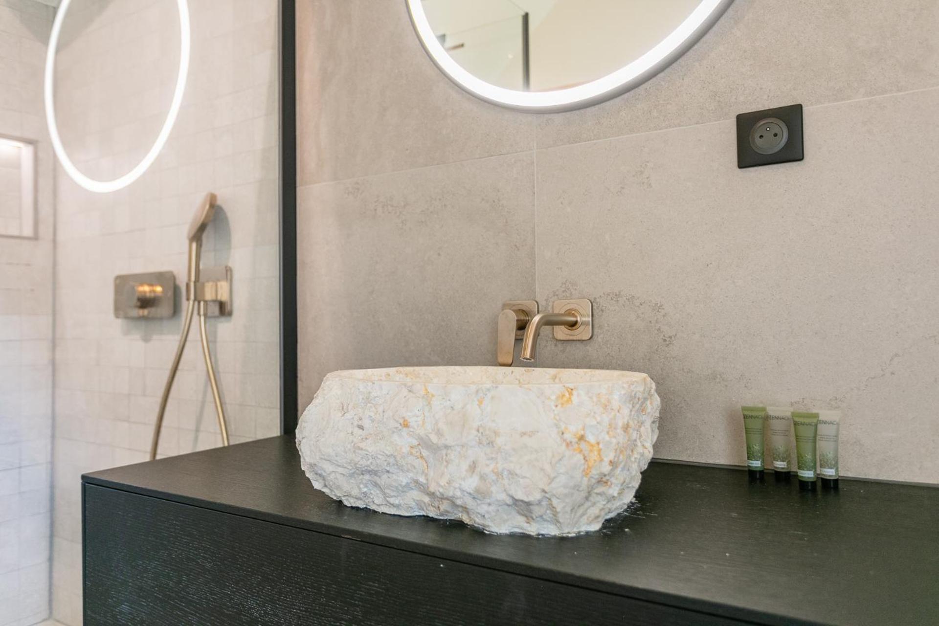 Calviac-en-Perigord Guardian House Of Chateau Monteil With Heated Pool And Jacuzzi 빌라 외부 사진