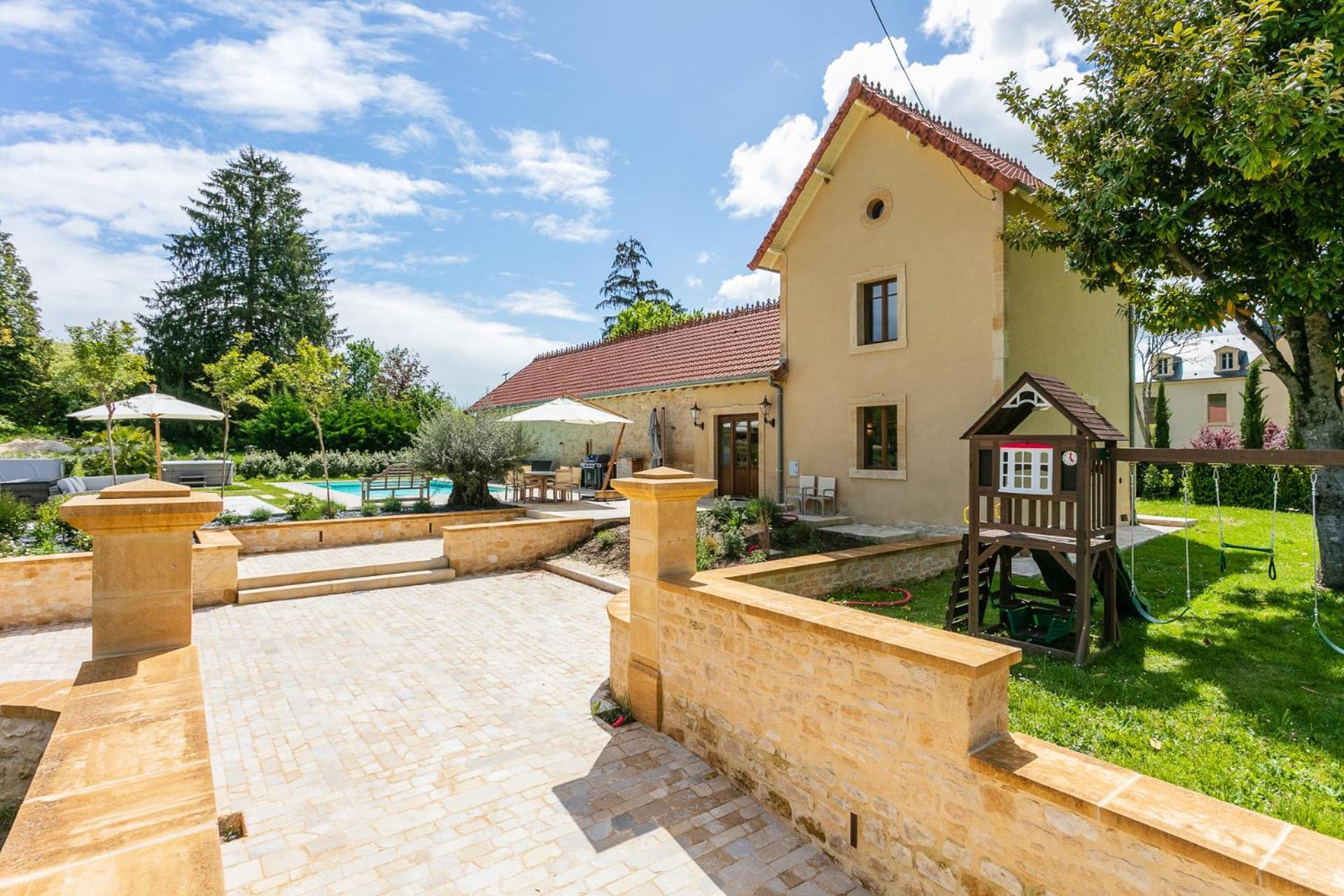 Calviac-en-Perigord Guardian House Of Chateau Monteil With Heated Pool And Jacuzzi 빌라 외부 사진